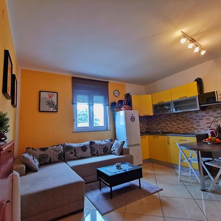 Beach Apartment Roza Biograd Oneroom - Premium Location Biograd Na Moru Exterior photo
